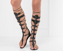 Load image into Gallery viewer, Black Hover