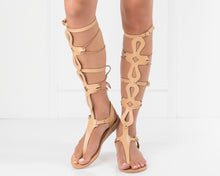 Load image into Gallery viewer, Natural Hover